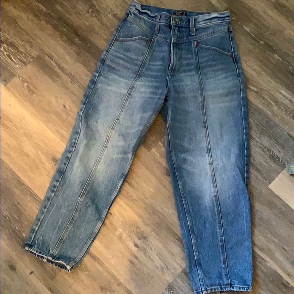 Abercrombie & Fitch mom jeans